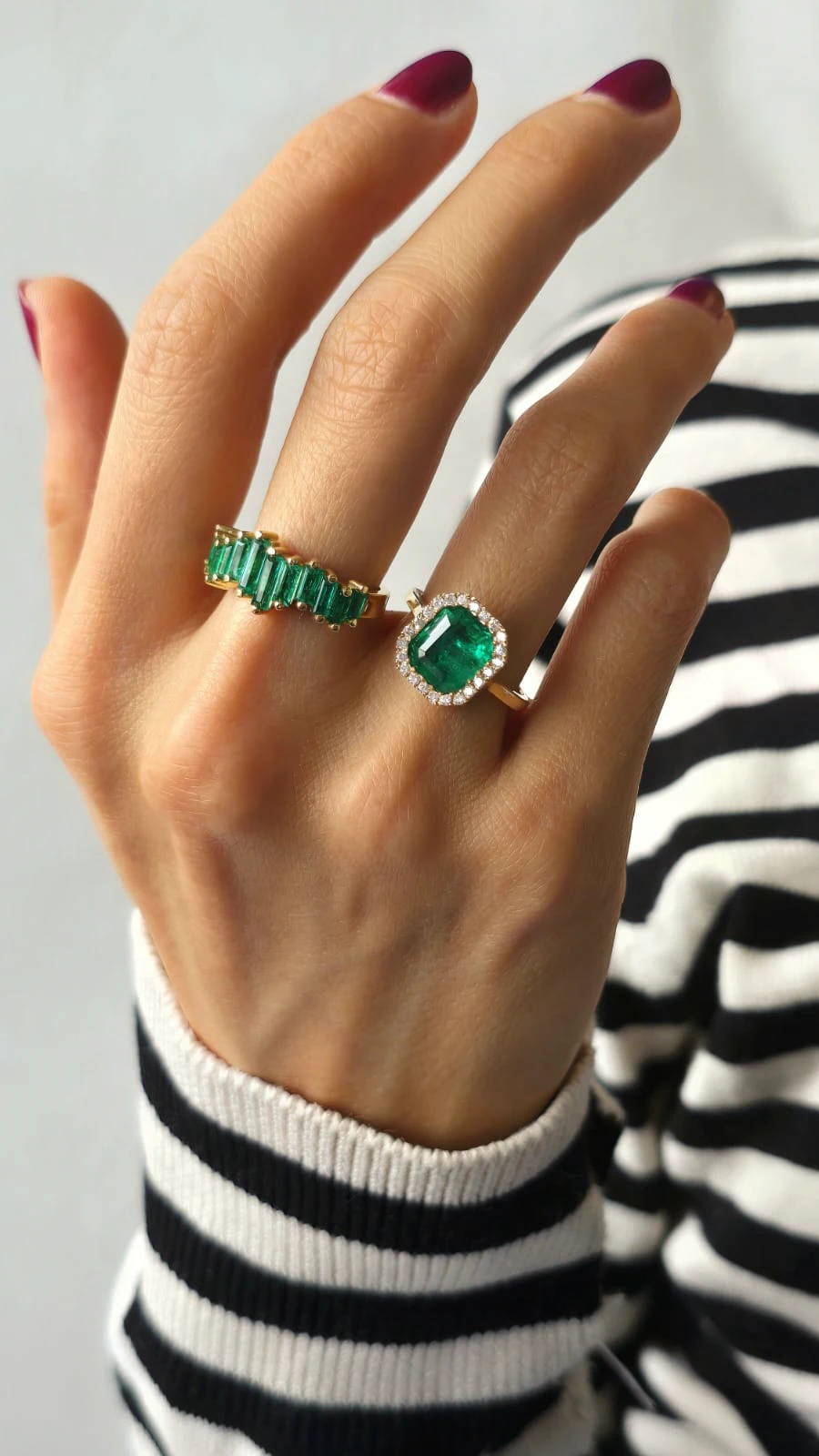 Anillo Esmeralda y Diamantes (2/3)