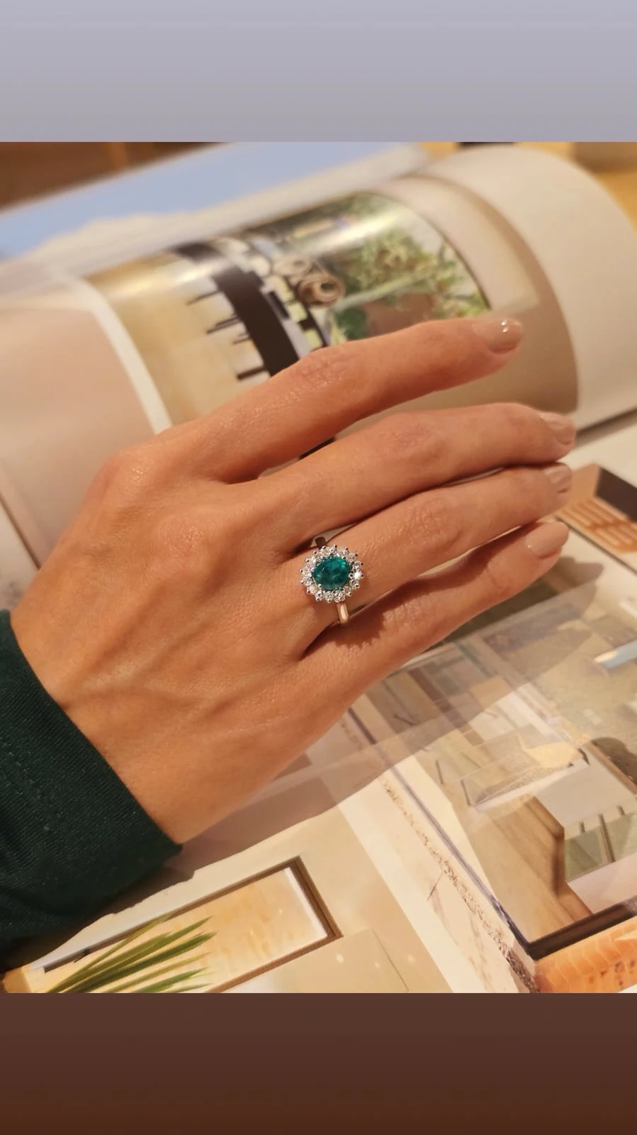 Anillo marquesa esmeralda (2/2)