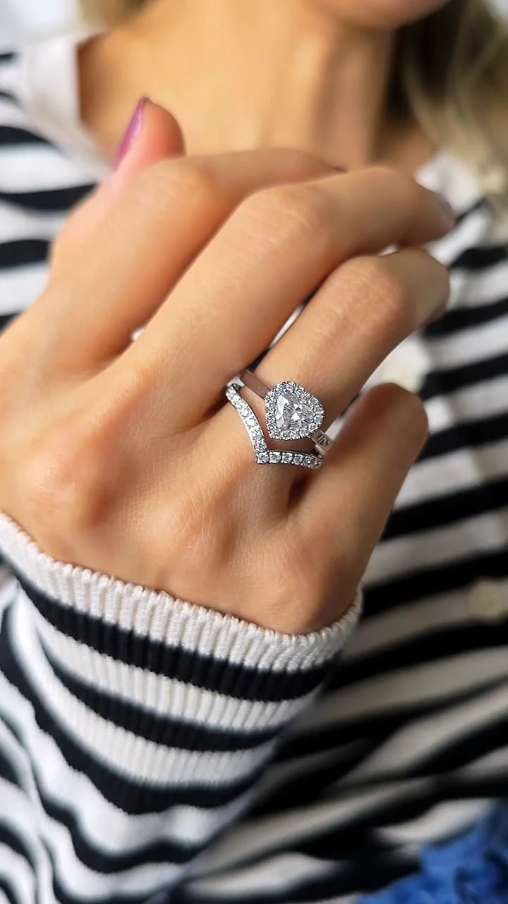 Anillo diamante talla corazón (2/2)