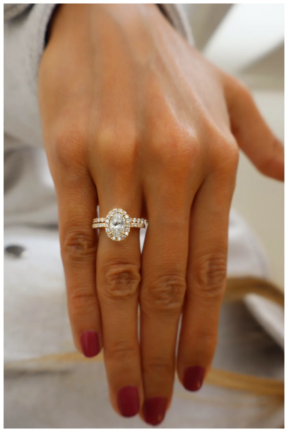 Anillo ovalo halo (2/3)